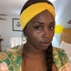 Meet your Posher, Lashunda